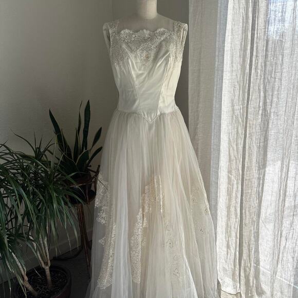 Alfred Angelo Women’s XS Dress Ivory Taffeta Lace Wedding 50s Sweetheart Bridal - Picture 1 of 7